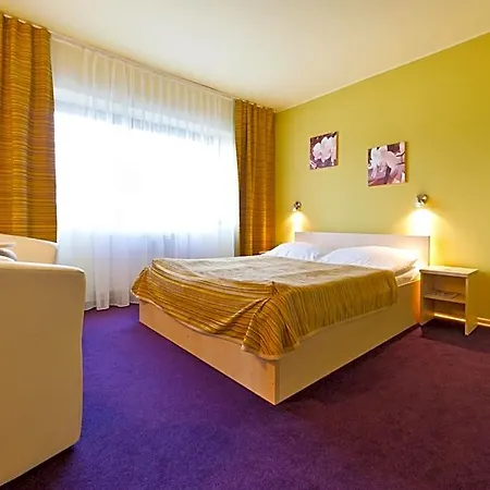 Hotel Pozyton 3*